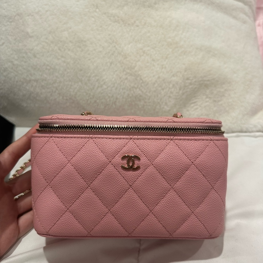 Chanel Pink Quilted Women's Bag - Picture 4 of 9